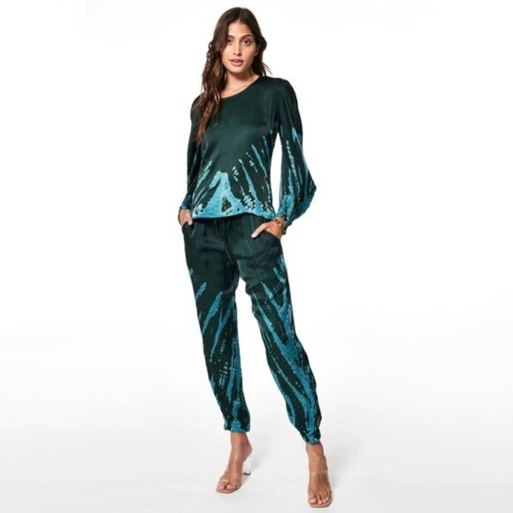 NWT YFB emerald green abstract print silky jogger trackpants, XS - Picture 6 of 16